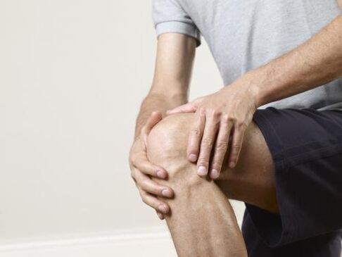Welcher Arzt zur Behandlung von Schmerzen mit Arthrose des Kniegelenks zu kontaktieren